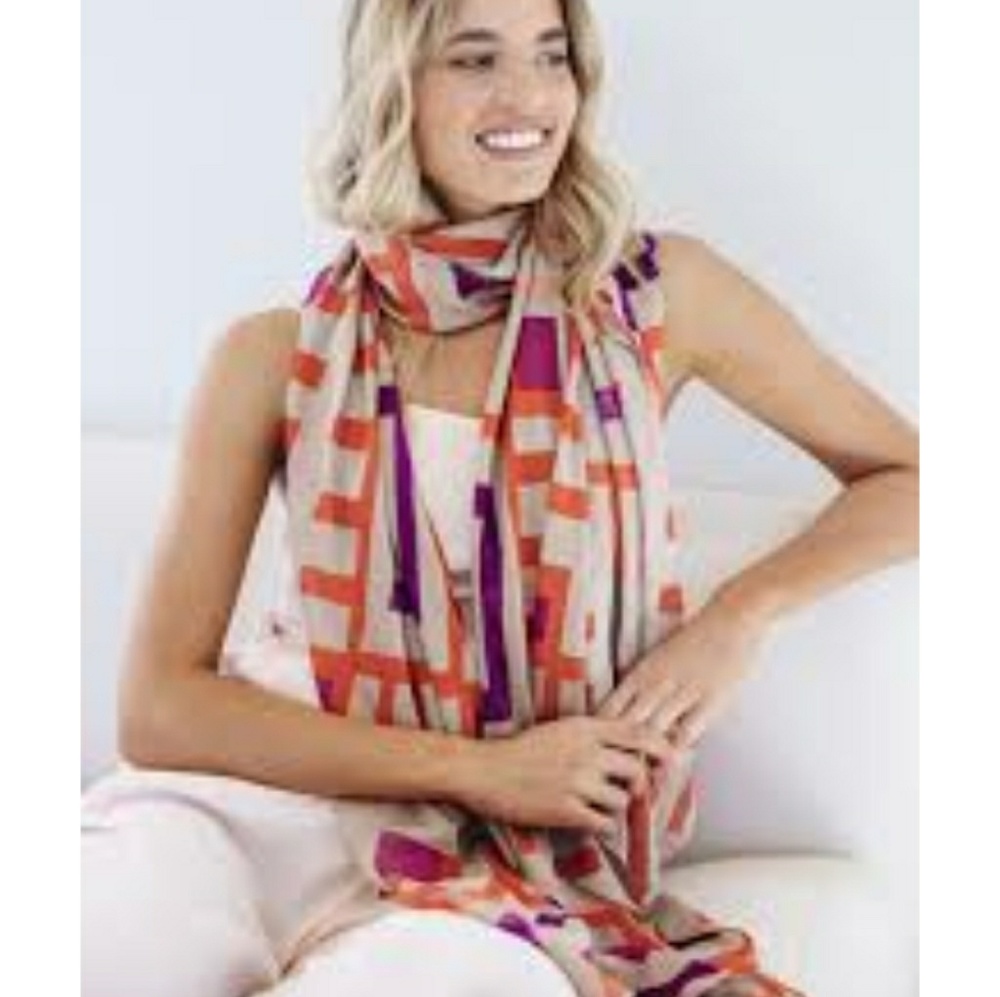 SOLD Michael Stars Ruana SOLD 💋 - Picture 4 of 8